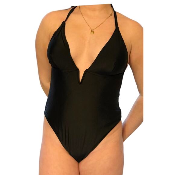NEW Cupshe SWIMSUIT Women's LG Deep V-Wire Cross Back Cheeky One Piece Swimsuit - Picture 11 of 13